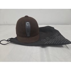 Brun Ridehjelm str. 57 cm.