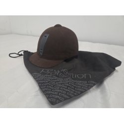 Brun Ridehjelm str. 57 cm.