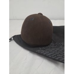 Brun Ridehjelm str. 57 cm.