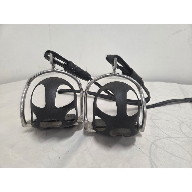 Stigbjler med Tstopper inkl. remme 68 cm.