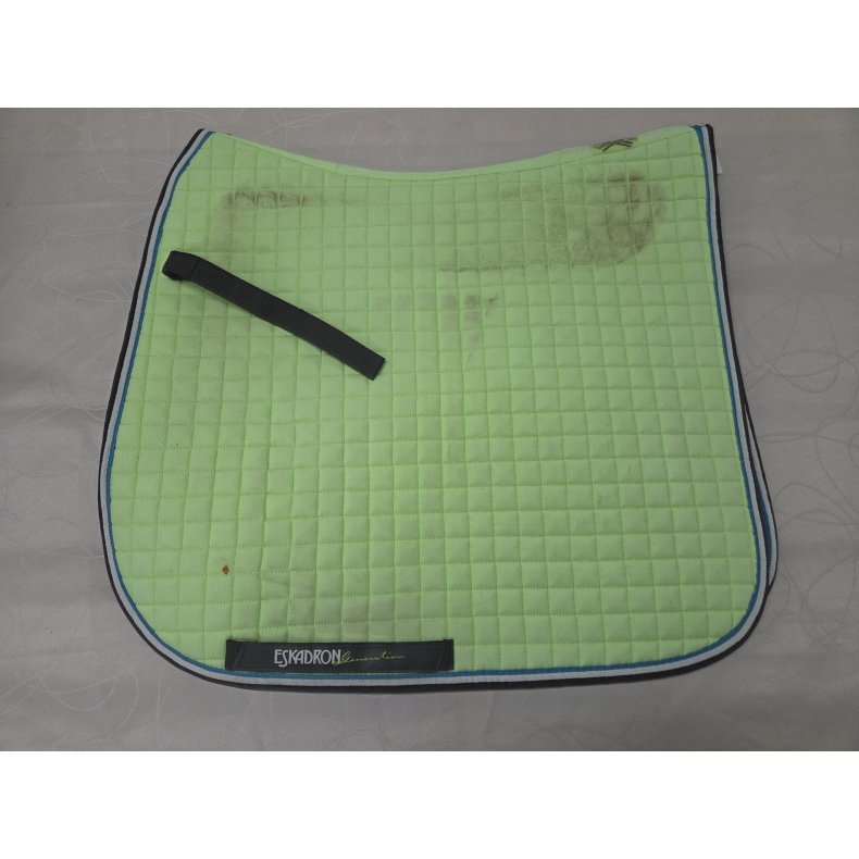 Eskadron Dressurunderlag 17" Godt Brugt