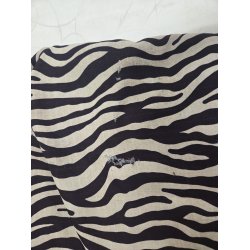 AB Zebra Regndkken str. 165 med sm huller. Brugt