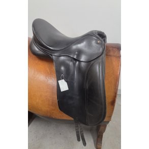 Bates Dressursadle 16