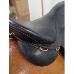 Wintec Isl�nder Sadel 17" med Sort Kopjern