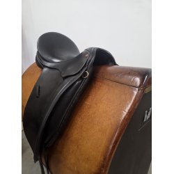 Windsor Elite Fit 3 17" Sort 45 cm. i anl�gsflade