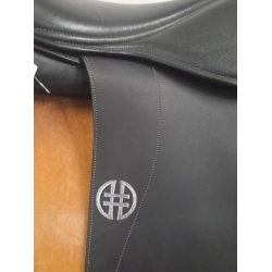 Hrimnir Marster Isl�ndersadel 17" Mellem Bom 44 cm. i anl�gsflade NY