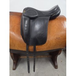 Topreiter Z 17,5" Bred Bom 45 cm i anl�gsflade. Inkl. Overtr�k