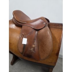 Springsadel 18" Mellem Bom 48 cm. i anl�gsflade