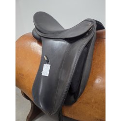 Wintec Dressursadel 17"  Hvidt Kopjern ca. 45 cm. i anl�gsflade