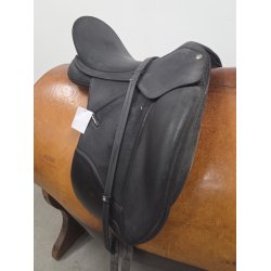 Wintec Isabella Werth 17" Sort Kopjern 45 cm. i anl�gsflade