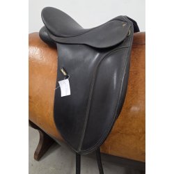 Wintec Dressursadel 17"  Sort Kopjern ca. 45 cm. i anl�gsflade