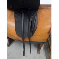 Wintec Dressursadel 17"  Sort Kopjern ca. 45 cm. i anl�gsflade