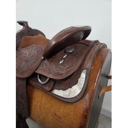 R�d/Brun  Western Sadel  Pris 4000 Kr.