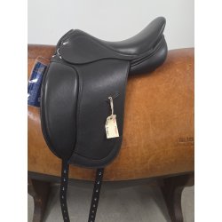 Kentaur Pony Dressur 15" Bomvidde 2 38 cm. i anl�gsflade. TILBUD 10.000 Kr.