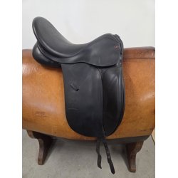 Spalding Dressur Sadle 17" Fit 3 Mellem-Bred Anl�gsflade 44 cm.