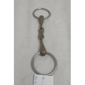 Tredelt bid 13 cm.