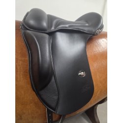 Karlslund K2 Boml�s Sadel 17" 46 cm i Anl�gsflade 6000 kr.