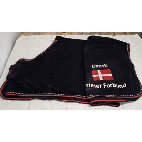 Catago Fleeced�kken Med Broderi Str. 155 OBS Har Lidt Misfarvninger Samt Et Lille Hul Se Billeder