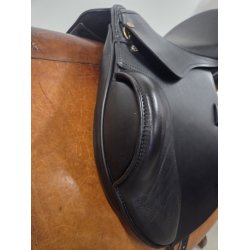 Kentaur Apollon Springsadle 17,5" Bom Str. 4 Anl�gsflade 44 cm. Brugt Kun 8 Gange Inkl. Originalt Overtr�k.