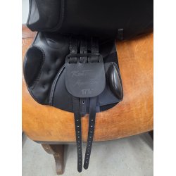 Kentaur Apollon Springsadle 17,5" Bom Str. 4 Anl�gsflade 44 cm. Brugt Kun 8 Gange Inkl. Originalt Overtr�k.