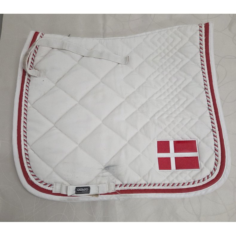 Catago Dressurunderlag Hvidt med R�d kant Str. 17"
