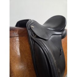 JC Dressursadle Bred Talje 16" Mellem - Bred Bom 43-44 Cm i anl�gsflade 