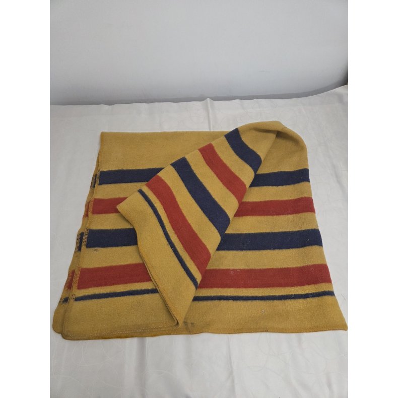 Uld Skridtt�ppe, lidt huller men ellers rigtigt fint