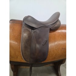 County Compeditor Dressursadle 17,5" Mellem- Bred Bom 47 cm. i Anl�gsflade