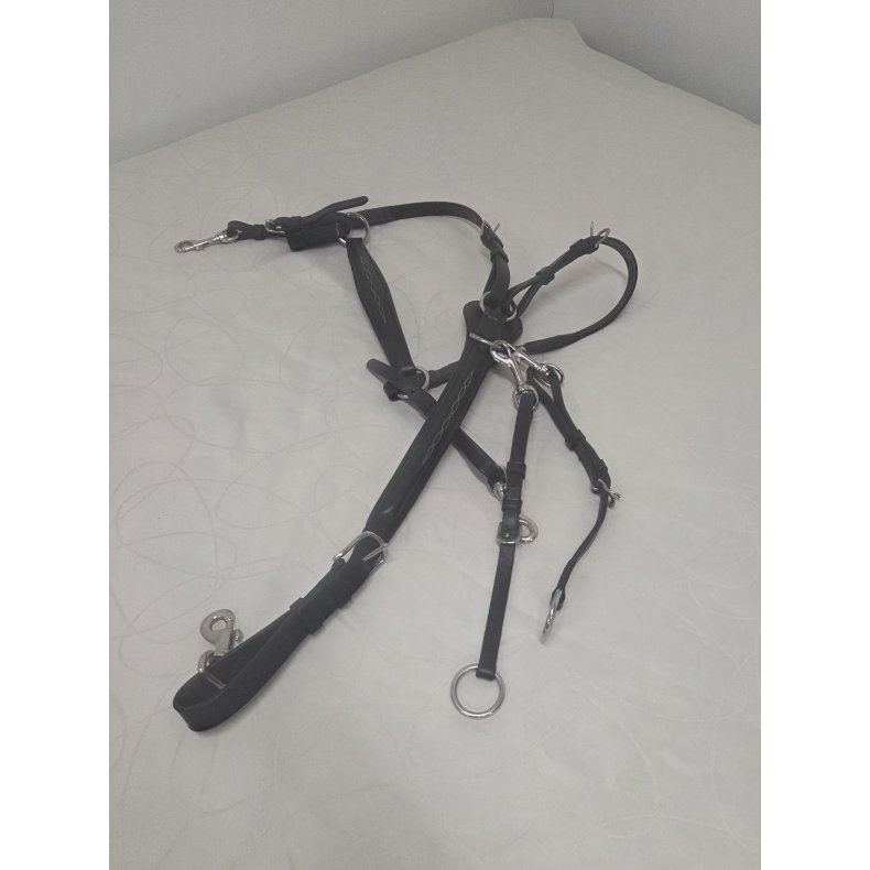 Horze Fort�j med Martingale Str. Cob