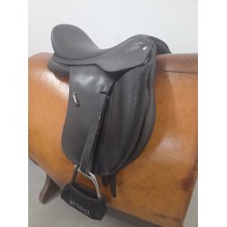 Wintec 500 Pony Inkl. Webbers, B�jler og B�jle Cover 15" Bl� Kop Jern (Medium-Bred) Anl�gsflade 42 cm.