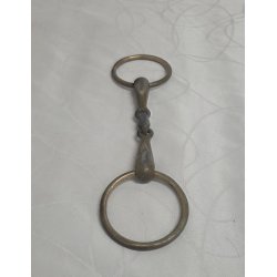 Tredelt bid 13,5 cm.