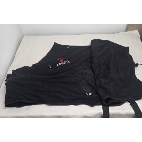 Catago Fir-Tech d�kken 155 cm. Mindre skade indeni og der skal p�regnes vask.