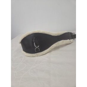 HorseGuard Gjord med lam Som Ny 120 cm. (f�les 10 cm kortere pga. lammets tykkelse)