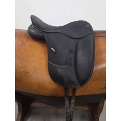 Wintec Isl�nder Sadel 17" med Sort Kopfjern 48 cm. i anl�gsflade