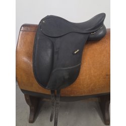 Wintec Isl�nder Sadel 17" med Sort Kopfjern 48 cm. i anl�gsflade