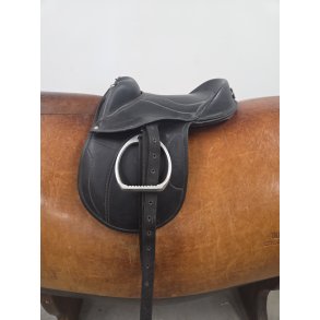 B�rnesadle / Ponypude inkl. nylonremme og b�jler 