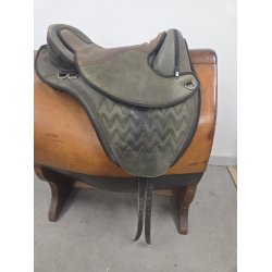 Boml�s sadle 18"