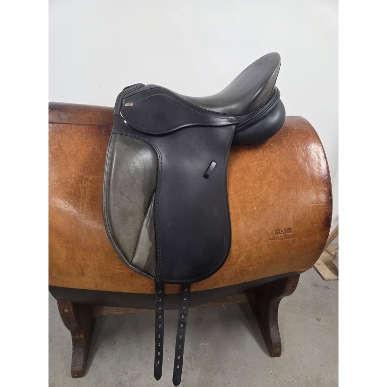 Ny Kentaur Kalypso 17" Mellem Bom Str. 45 cm anl�gsflade OBS har en farvefejl som evt. rettes med narvsv�rte