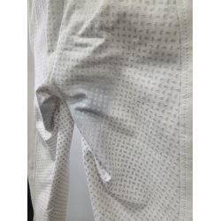 Hvide Pikeur Candela Ridebukser med Grip str. 72. H�jtaljet, brugt f� gange men har afsmitning efter sort sadel p� s�det og ved st�vlekanten. Nypris 1649 kr. 