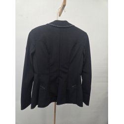 Pikeur Amelia St�vnejakke Str. 38. som ny. Nypris ca. 2350 kr. - sort med sten p� kraven og ved lommerne.