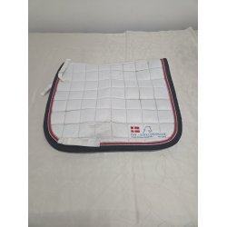 Hvid Underlag r�d kant logo Frieser nord str. 17"/ Full OBS tr�nger til vask
