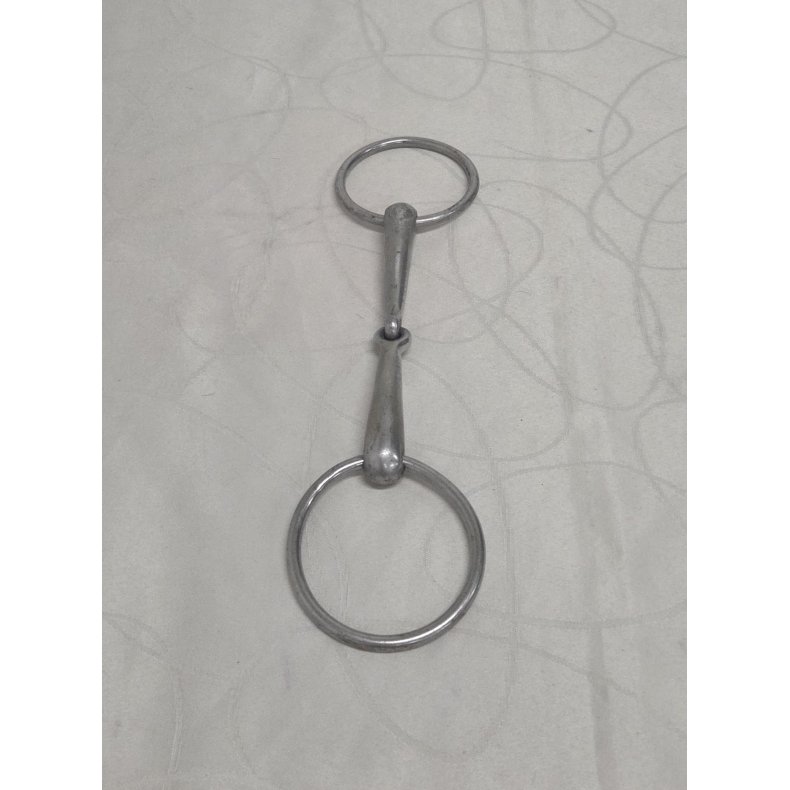 To delt trensebid 13,5 cm.