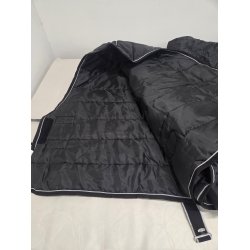 AB Staldd�kken med halv hals 200 g. lille i str. Kun pr�vet p�. Str. 175