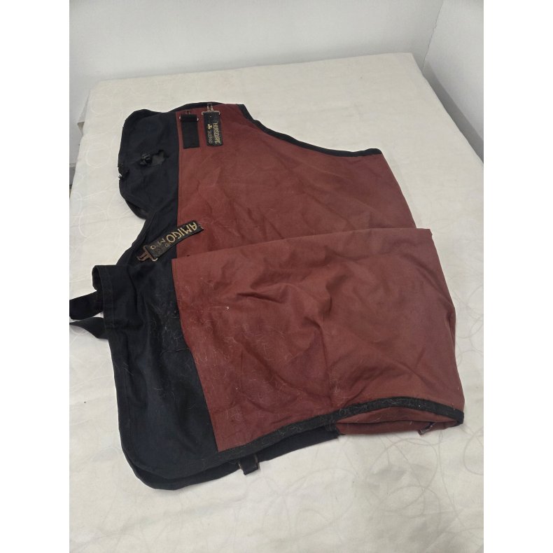 Amigo Mio Regnd�kken 0 g. Meget brugt og med en del huller/skader str. 115 cm