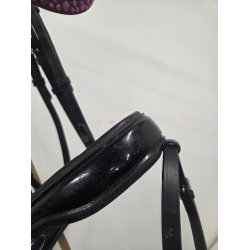 Trense med glimmer i n�seb�nd og lyser�de sten i pandeb�nd str. Full