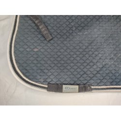 Dressur underlag 17" Equest