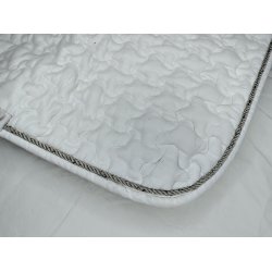 Dressur underlag 16" Hvid Riders Company, lommer foran til indlg