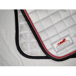 Hvid Kinnerup dressurunderlag 16"